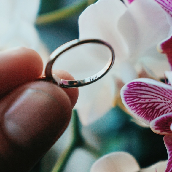 14K White Gold, 1.5 Carat Solitaire Diamond Ring - Picture 5 of 5